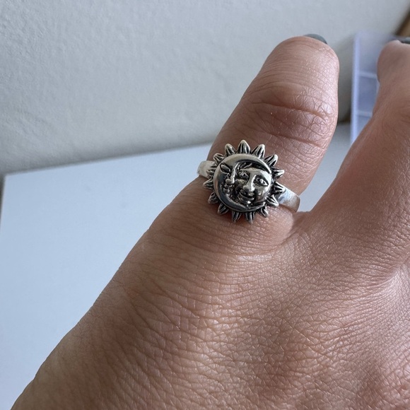 925 Sterling silver Silver Sun and Moon Ring - Picture 4 of 6